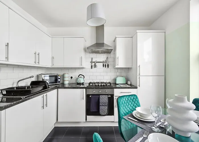 The Stylish Gem - Garden - Sleeps 18 Apartamento Bristol