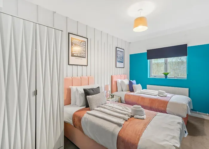 Apartament The Stylish Gem - Garden - Sleeps 18